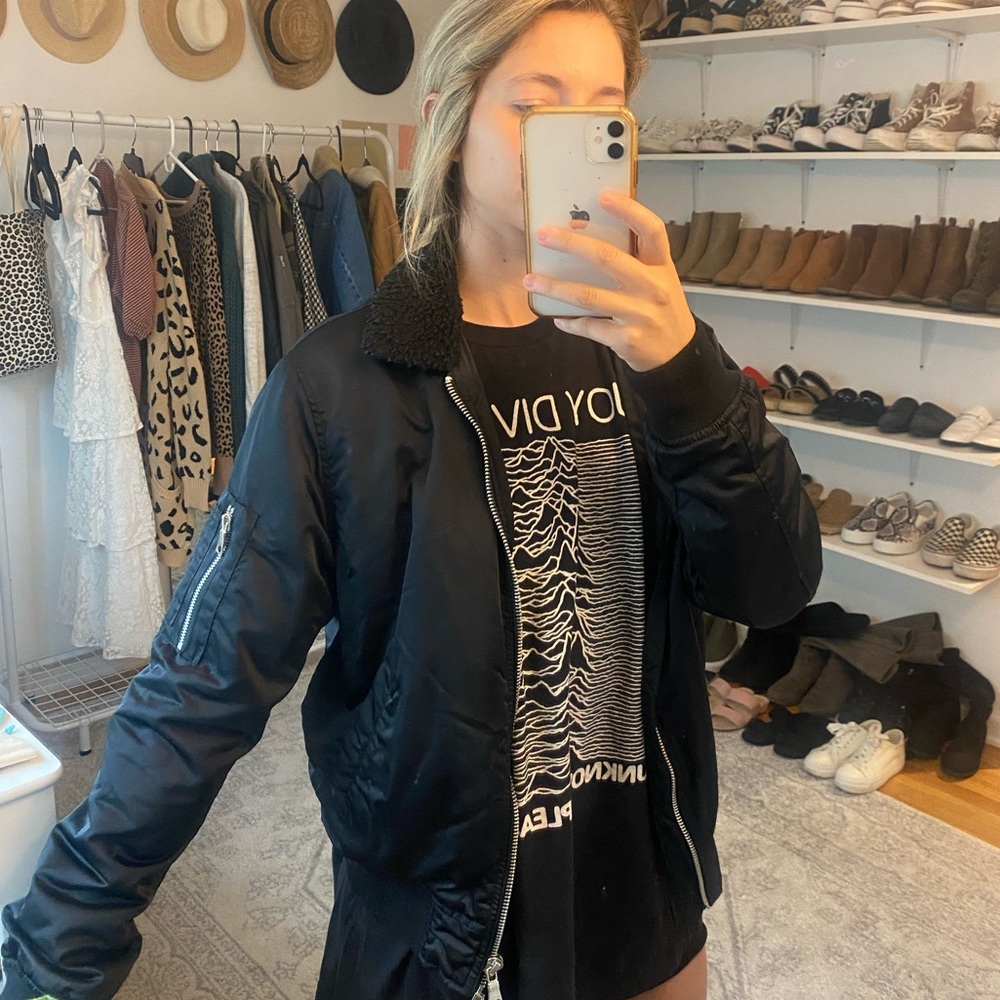 Bomber jacket